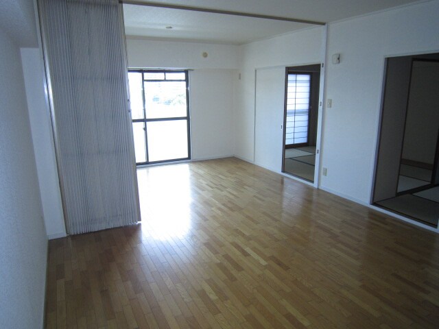 物件内観写真15　(居室)