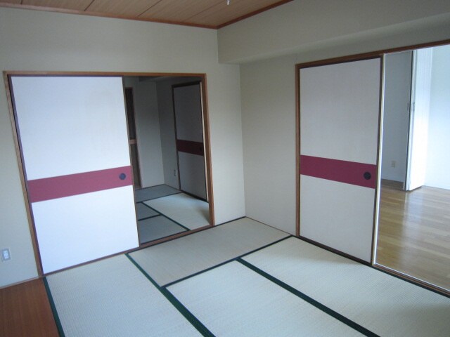 物件内観写真16　(居室)