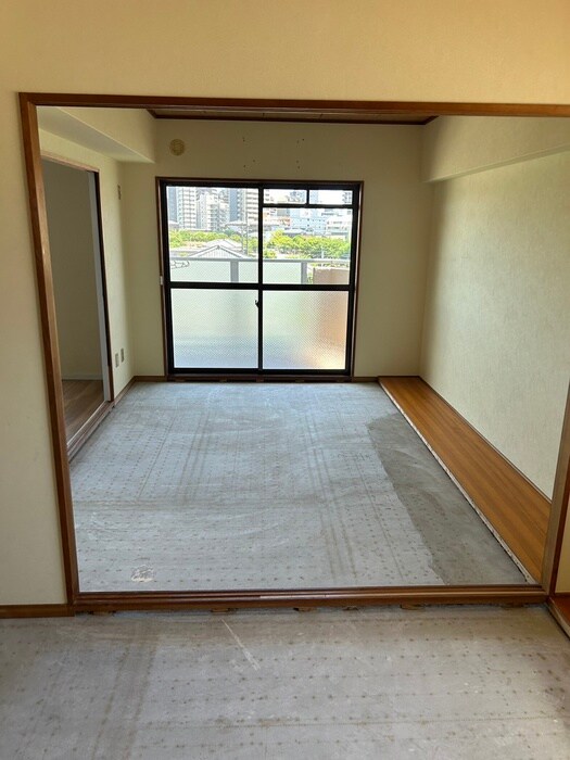 物件内観写真21　(居室)