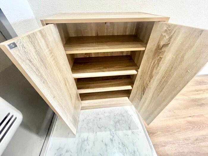 サンクリエート追分の靴箱