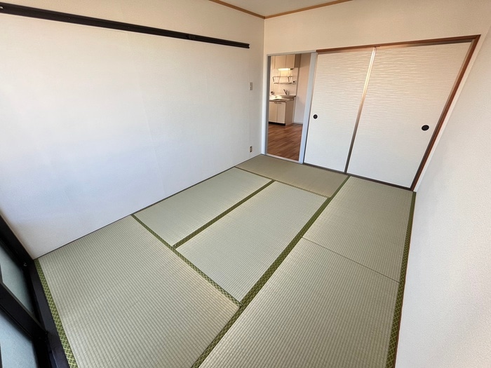 物件内観写真6　(居室)