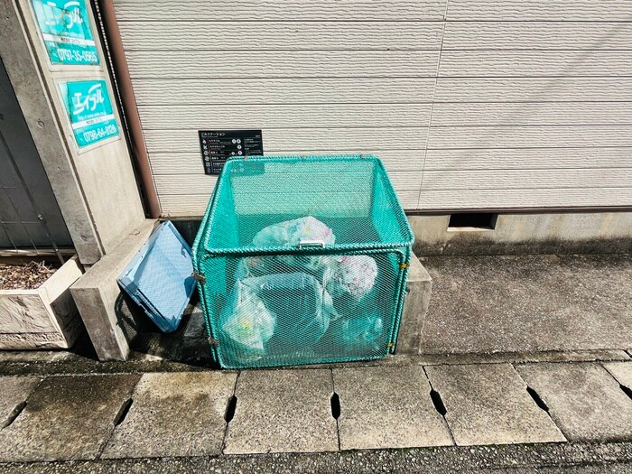 物件外観写真5　(建物設備)