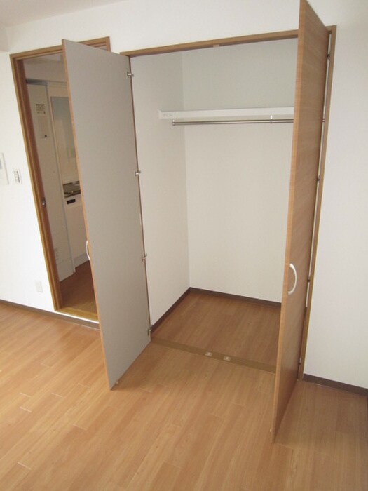 物件内観写真8　(収納)