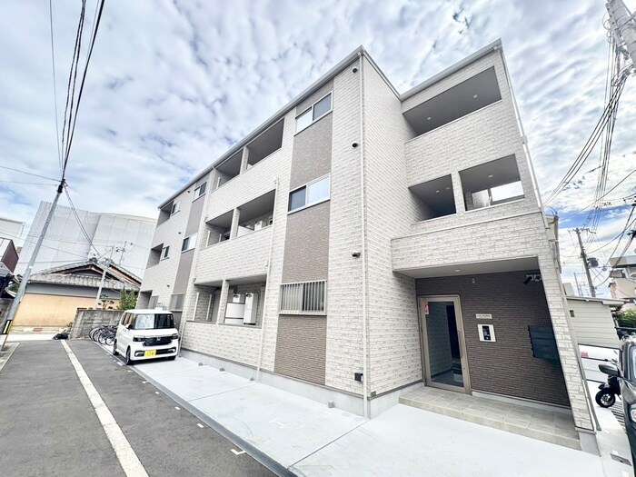 物件外観写真1　(外観写真)