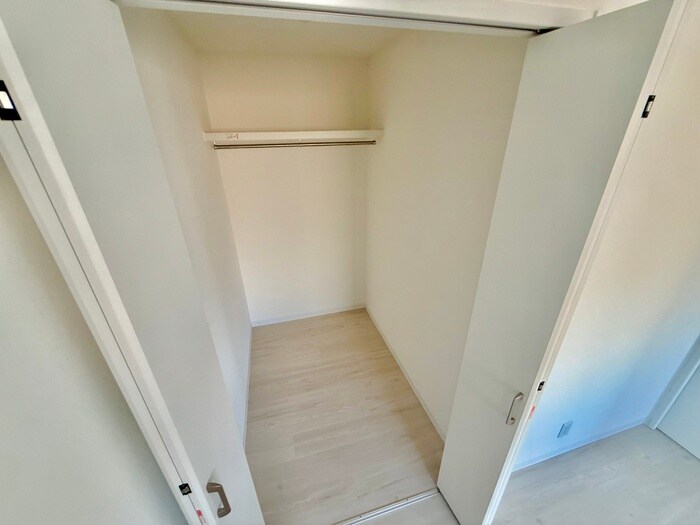 物件内観写真16　(収納)