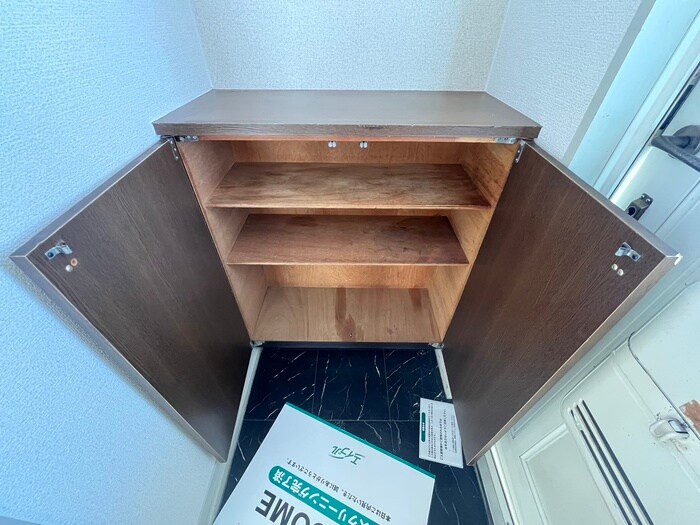 物件内観写真17　(靴箱)