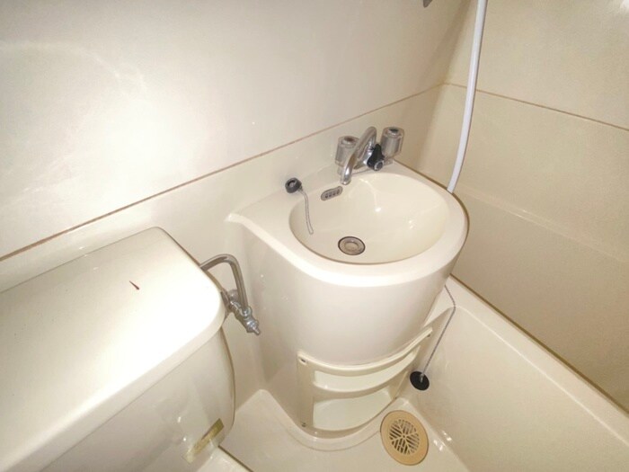 物件内観写真12　(洗面)