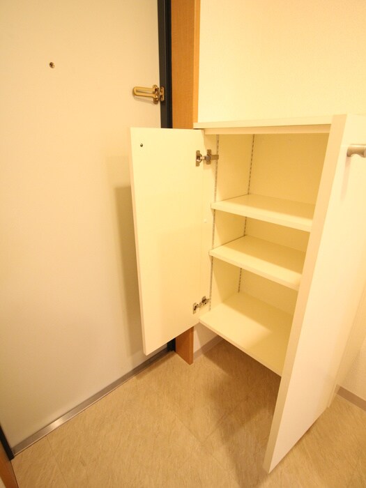 ヴィ－タ京都西院の靴箱