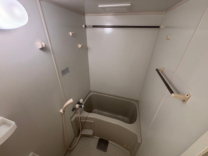 物件内観写真12　(トイレ)