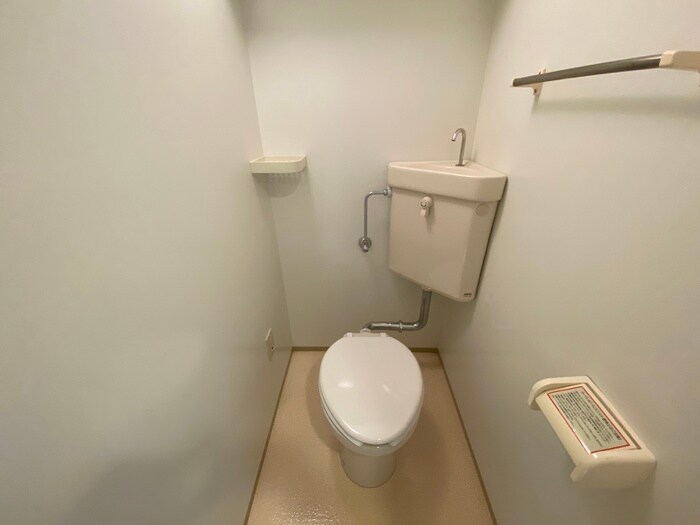 物件内観写真12　(トイレ)