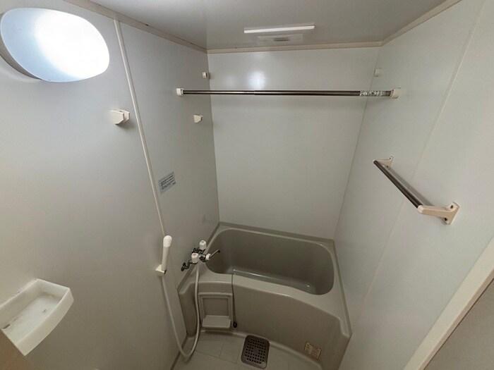 物件内観写真13　(バス／シャワールーム等)