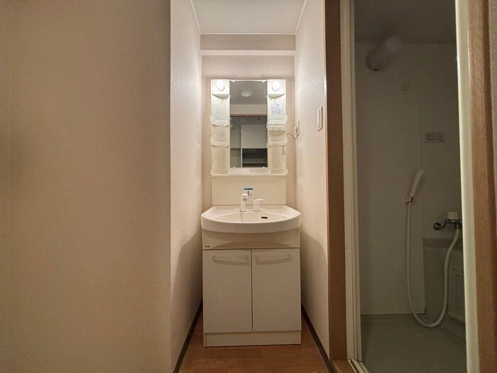 物件内観写真14　(洗面)