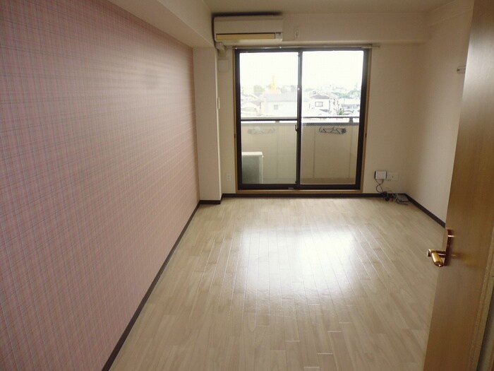 物件内観写真14　(居室)