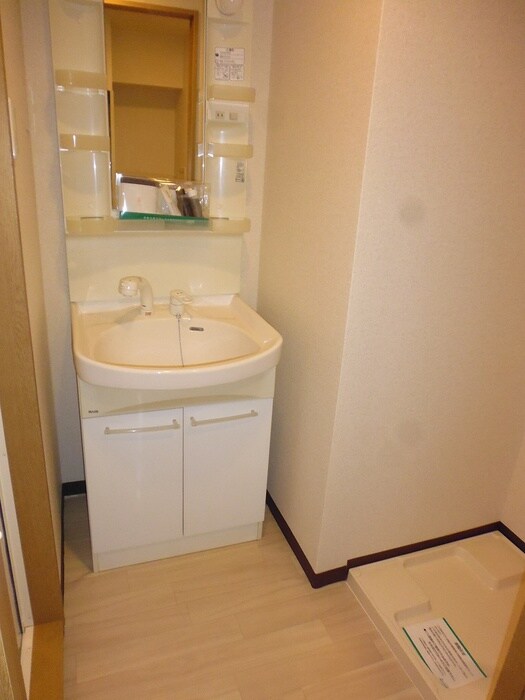 物件内観写真17　(洗面)