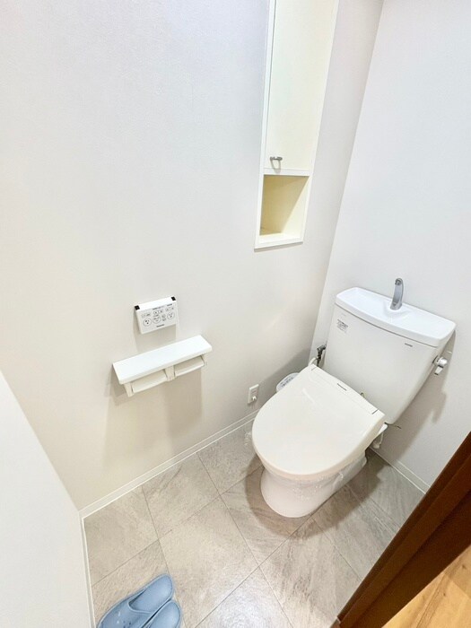 物件内観写真11　(トイレ)