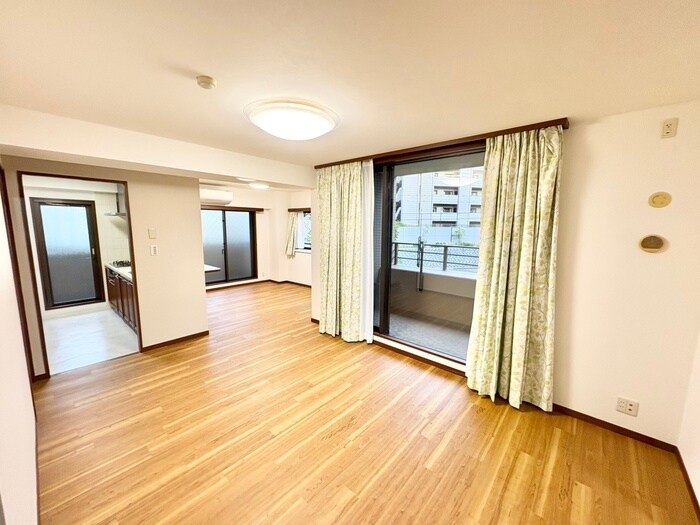 物件内観写真13　(居室)