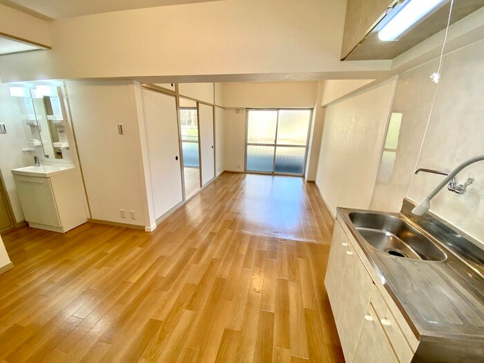 物件内観写真9　(居室)