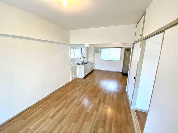 物件内観写真21　(居室)