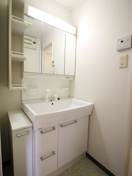 物件内観写真13　(洗面)