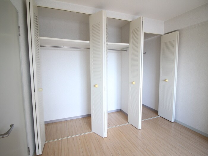 物件内観写真17　(収納)