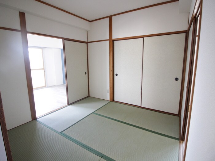 物件内観写真9　(居室)