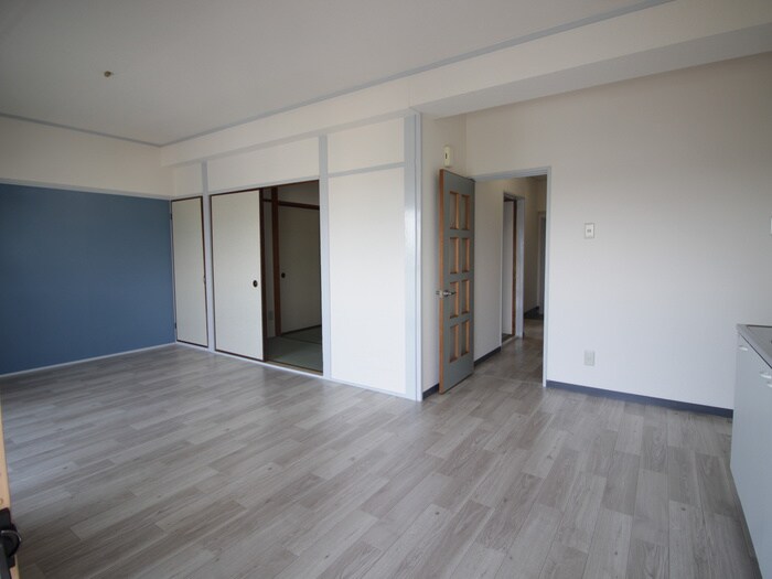 物件内観写真10　(内観写真)