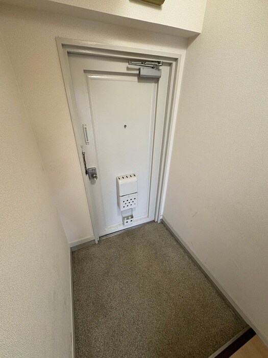 物件内観写真21　(玄関)