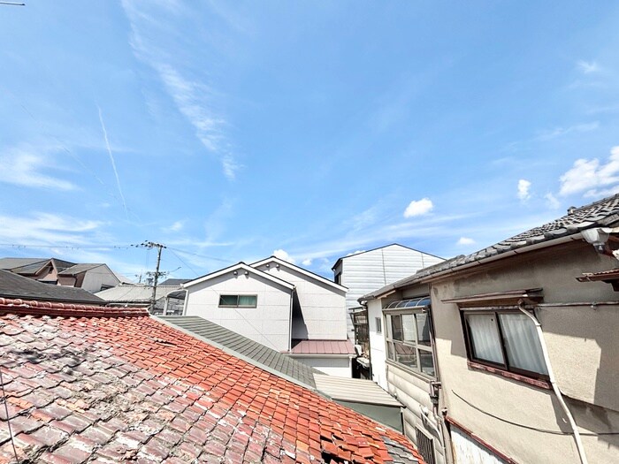 物件内観写真18　(室内からの展望)