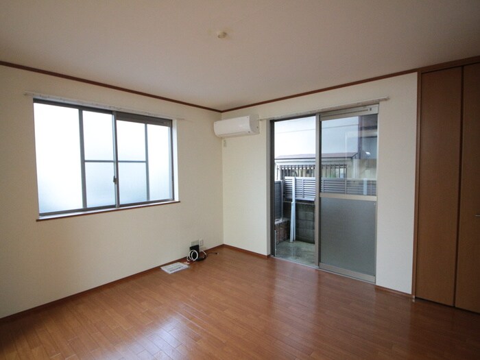 物件内観写真18　(居室)