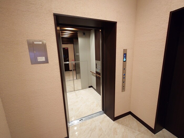 物件外観写真5　(建物設備)