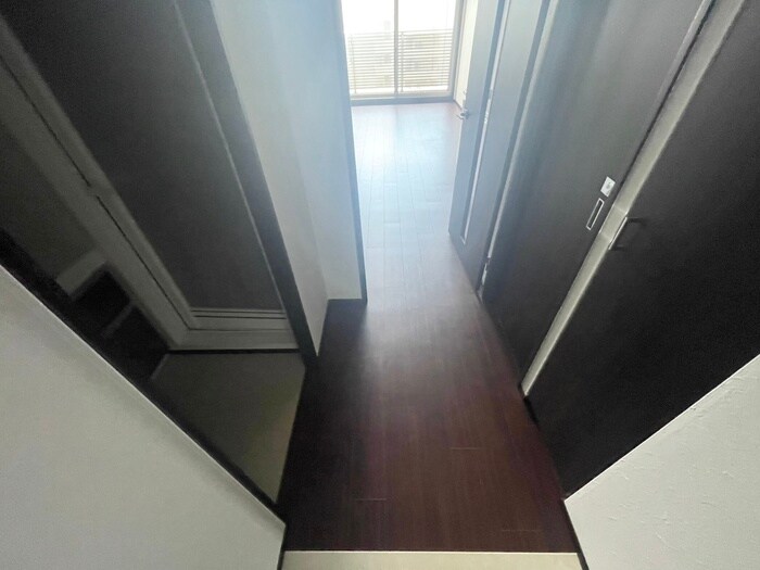 物件内観写真20　(廊下)