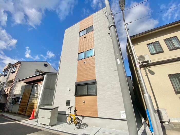 物件外観写真2　(外観写真)