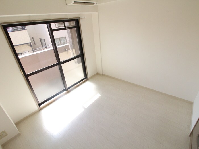 物件内観写真17　(居室)