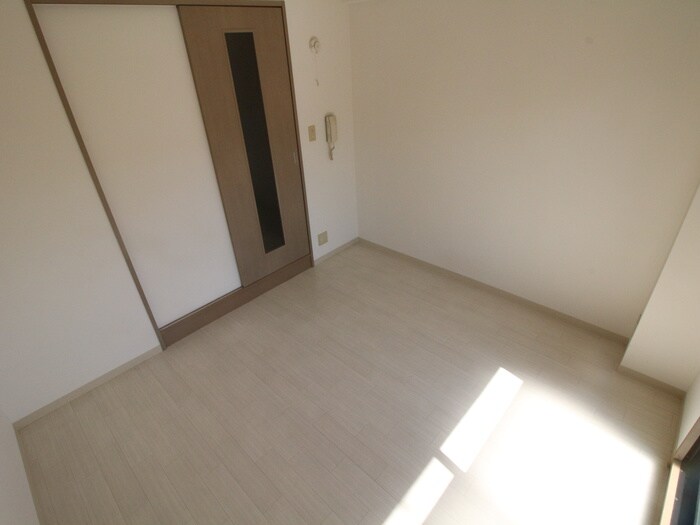 物件内観写真18　(居室)