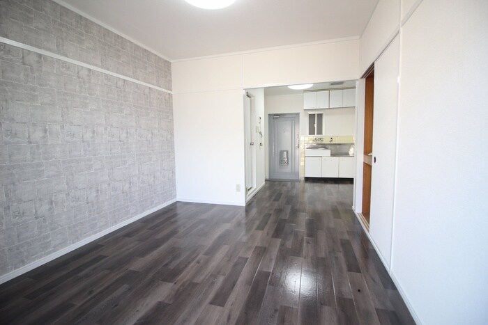 物件内観写真12　(居室)