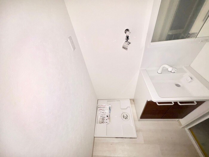 物件内観写真9　(洗濯機置場)