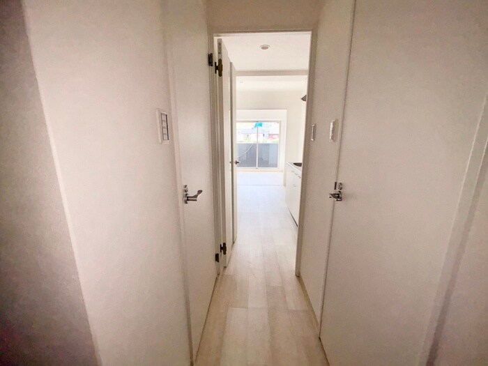 物件内観写真10　(廊下)