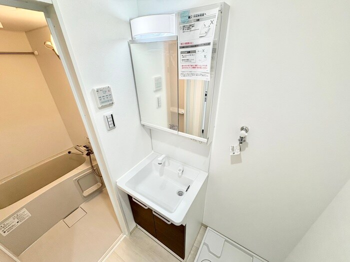 物件内観写真11　(洗面)