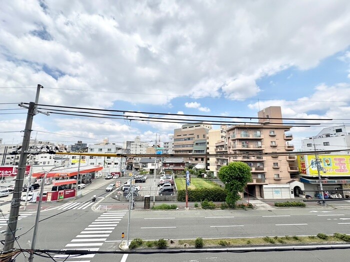 物件内観写真22　(室内からの展望)