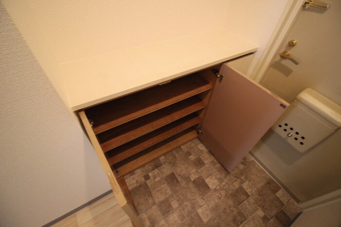 物件内観写真16　(靴箱)