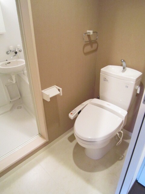 物件内観写真11　(トイレ)