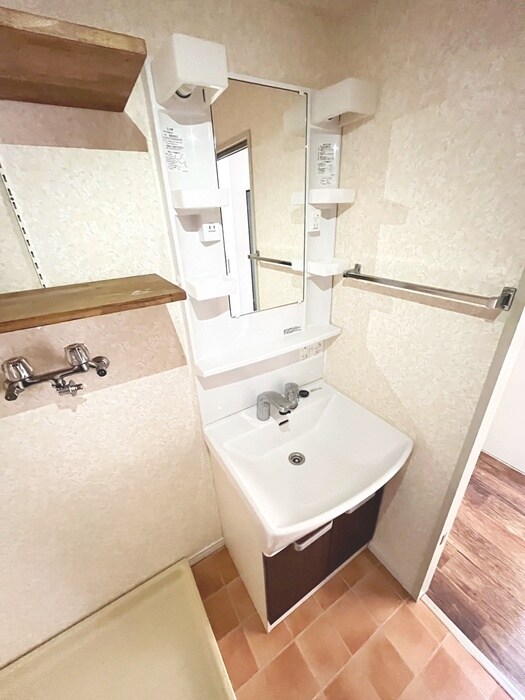 物件内観写真13　(洗面)