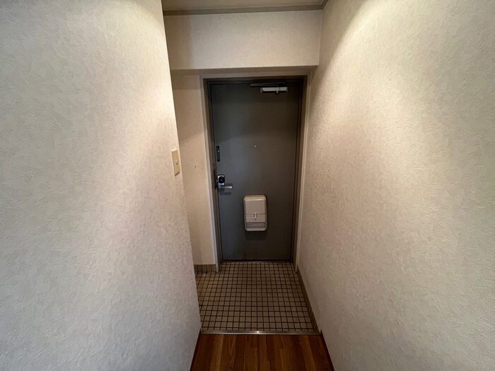 物件内観写真15　(廊下)