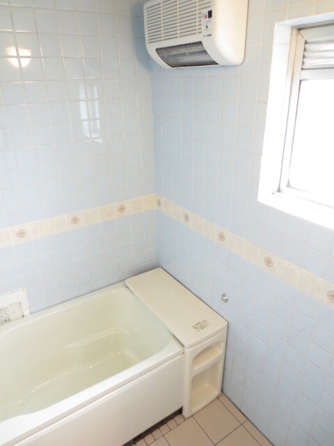 物件内観写真10　(バス／シャワールーム等)