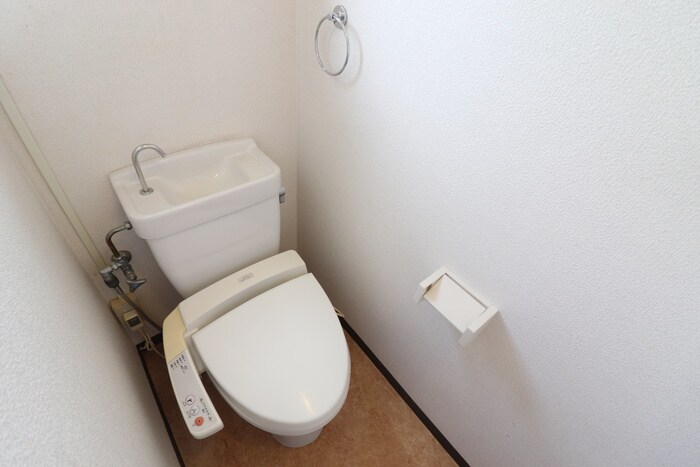 物件内観写真11　(トイレ)