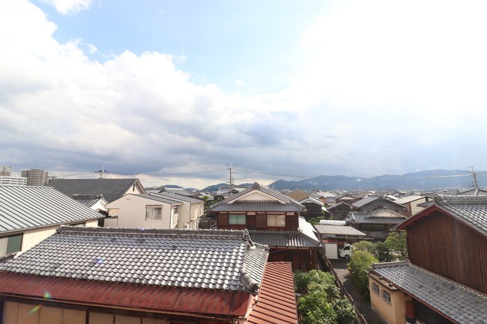 物件内観写真20　(室内からの展望)