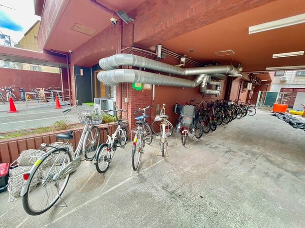 駐輪場