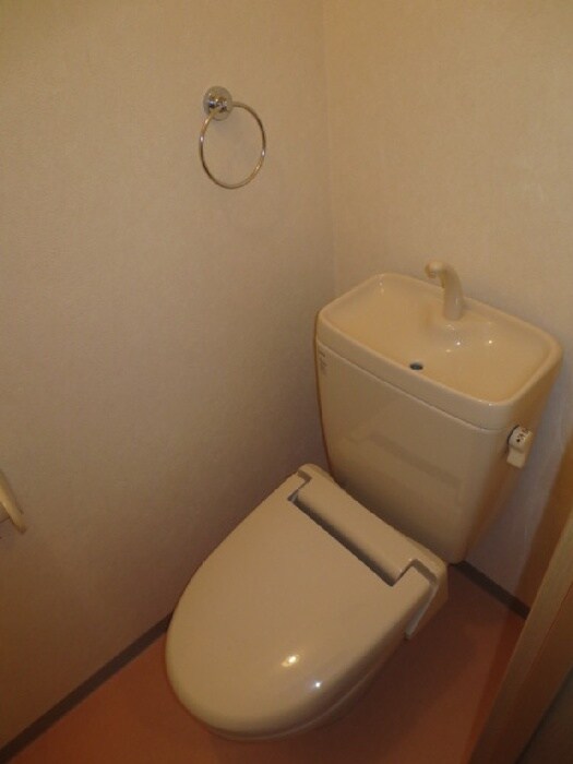 物件内観写真11　(トイレ)