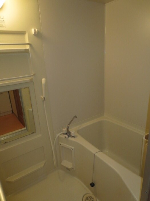 物件内観写真12　(バス／シャワールーム等)