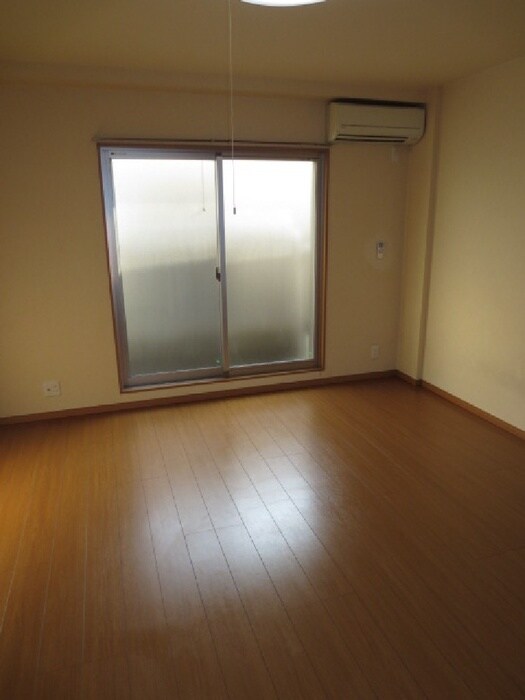 物件内観写真13　(居室)